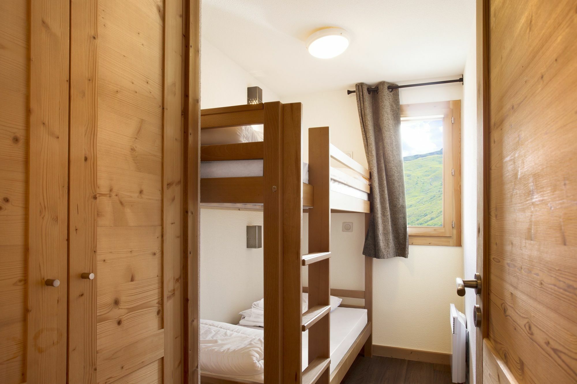 Residence Club Mmv Le Coeur Des Loges Сен-Мартен-де-Бельвиль Экстерьер фото